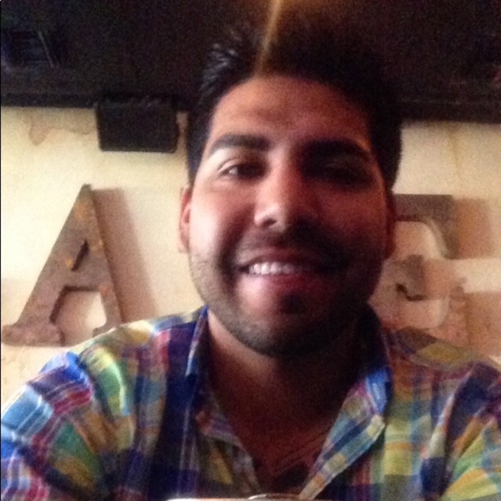 Meet your Posher, Luis